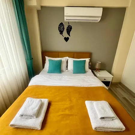 Apartment Mek Homes 1